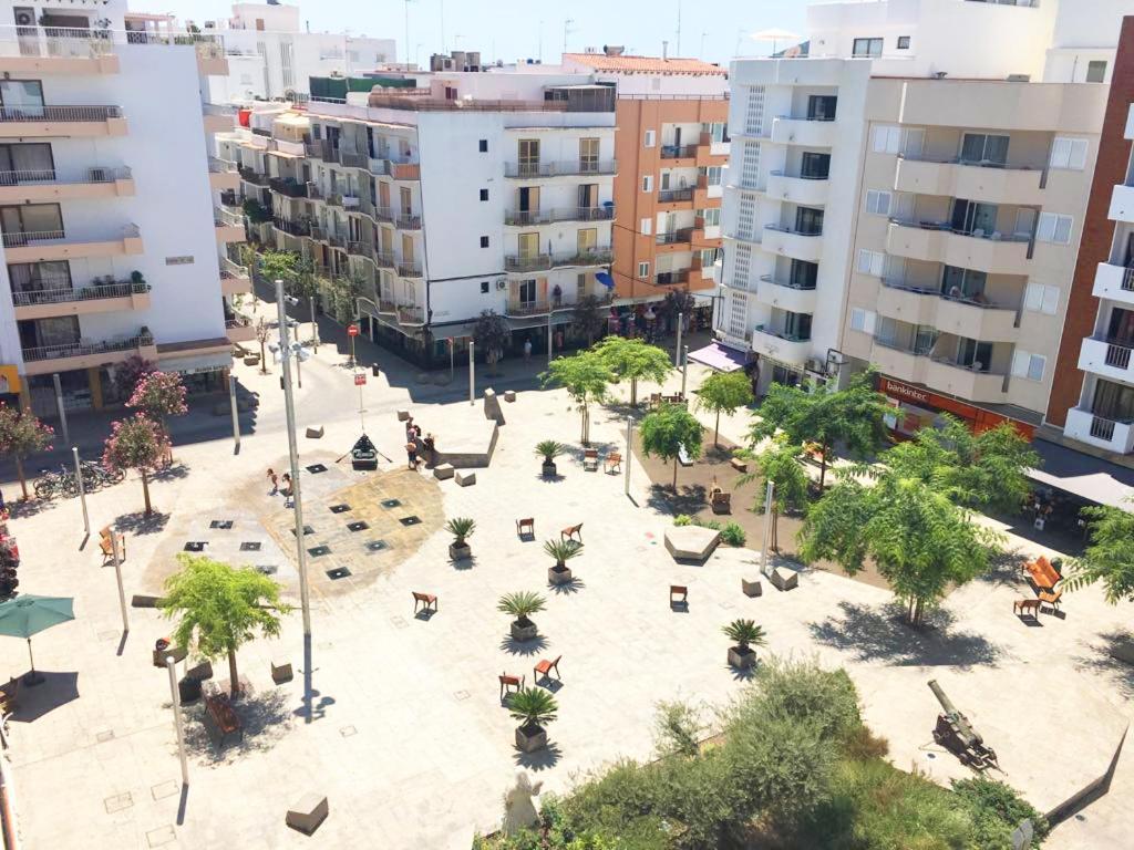 Apartamentos Albertos Santa Eularia des Riu Ngoại thất bức ảnh