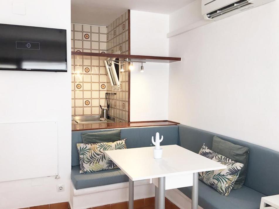 Apartamentos Albertos Santa Eularia des Riu Ngoại thất bức ảnh