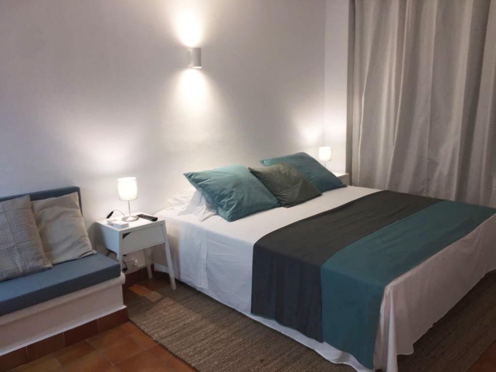 Apartamentos Albertos Santa Eularia des Riu Ngoại thất bức ảnh